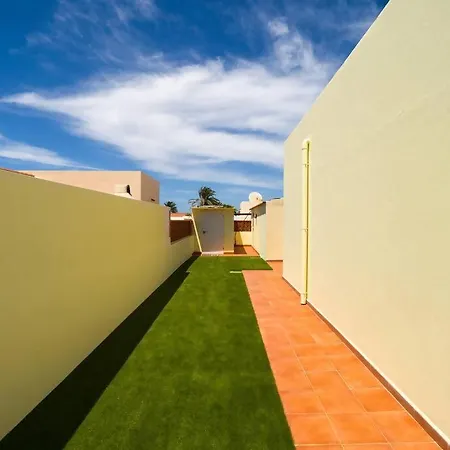 Capitan Aleycar Ideal Familias Holiday home Corralejo